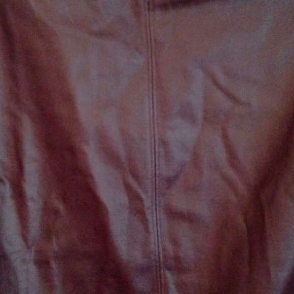 NWT. CHICOS, Faux plum leather boat neck top. SZ 1 - Picture 3 of 7